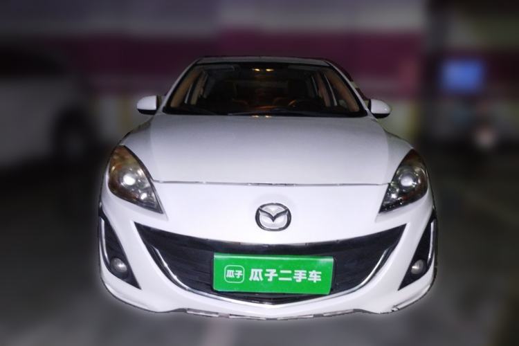 Used Mazda 3 2015 Hatchback 1.6L Automatic Elite Model Front
