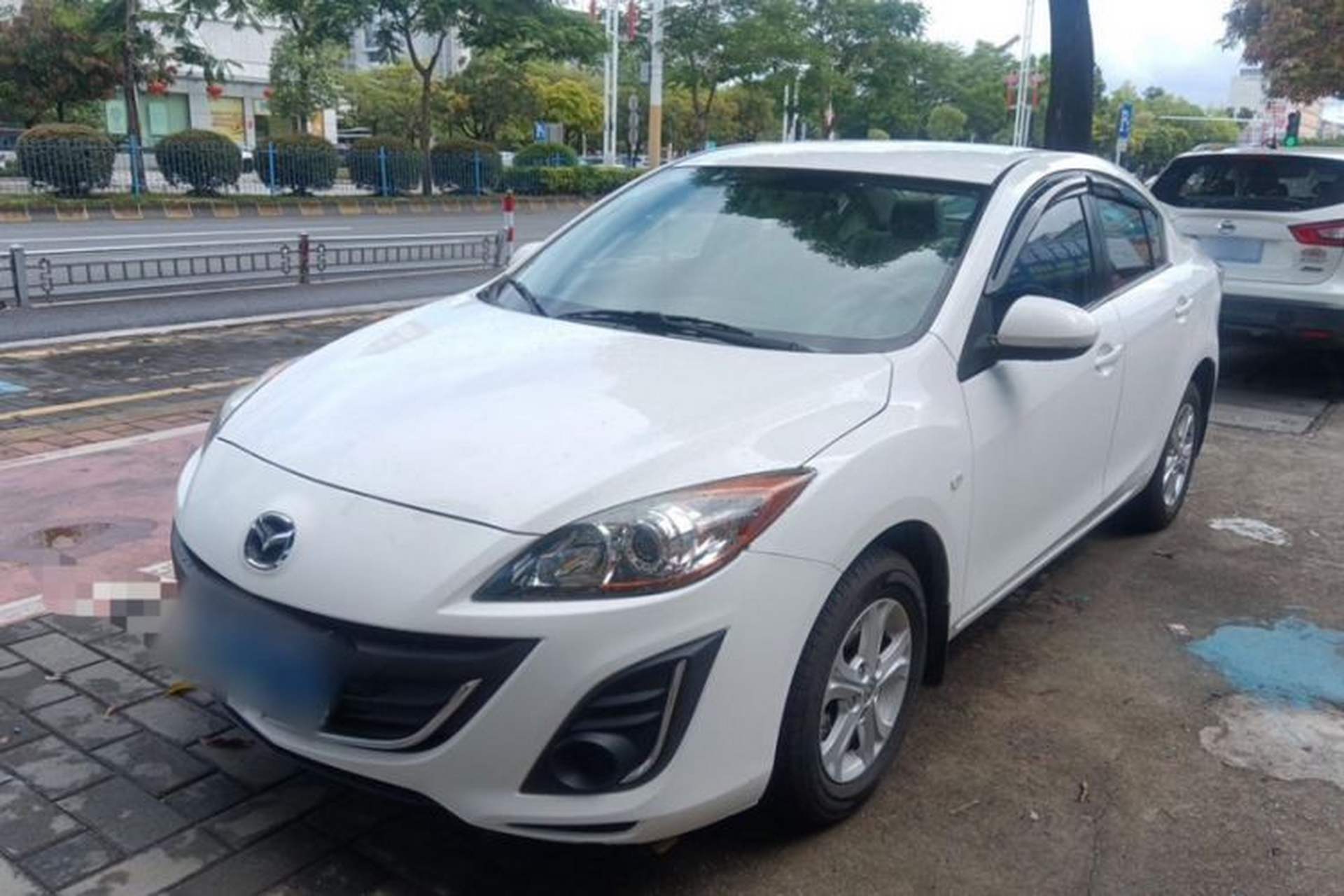 Used Mazda 3 2015 Sedan 1.6L Automatic Comfort Model Front Left 45 Deg