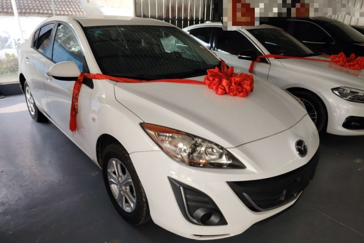 Used Mazda 3 2015 Sedan 1.6L Manual Comfort Model Front Right 45 Deg