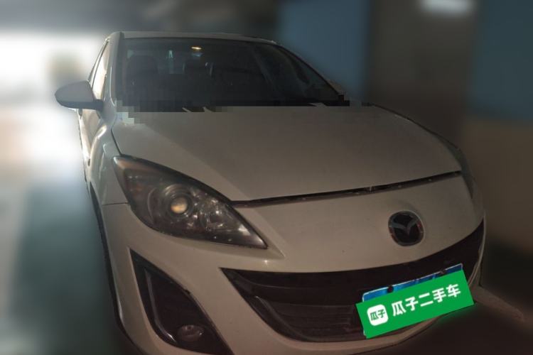 Used Mazda 3 2015 Sedan 1.6L Automatic Elite Model Front Right 45 Deg