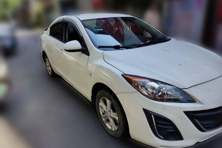 Used Mazda 3 2015 Sedan 1.6L Automatic Comfort Model Front Right 45 Deg