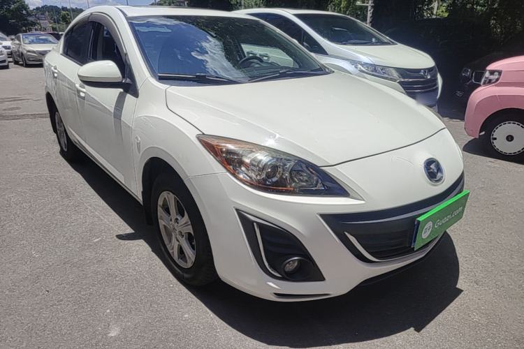 Used Mazda 3 2015 Sedan 1.6L Automatic Elite Model Front Right 45 Deg