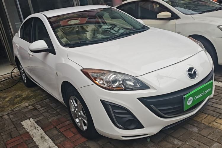 Used Mazda 3 2015 Sedan 1.6L Automatic Comfort Model Front Right 45 Deg