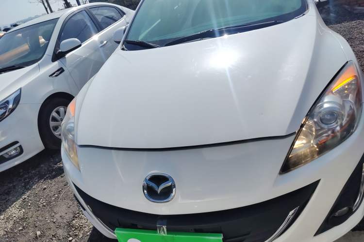 Used Mazda 3 2015 Sedan 1.6L Automatic Elite Model Front