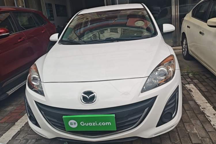 Used Mazda 3 2015 Sedan 1.6L Automatic Comfort Model Front