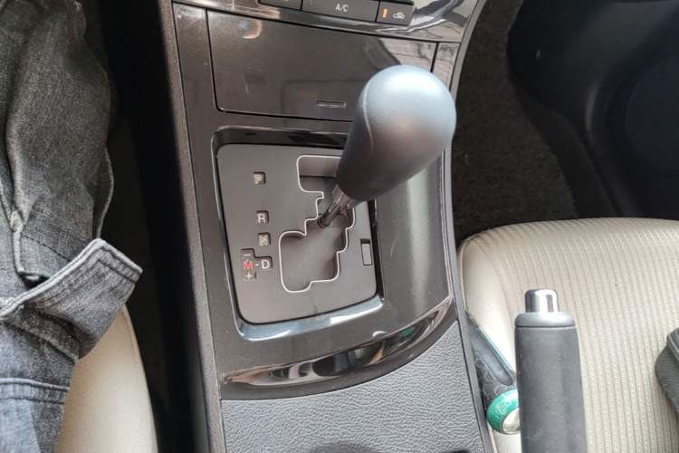 Used Mazda 3 2015 Sedan 1.6L Automatic Comfort Model Gear Lever