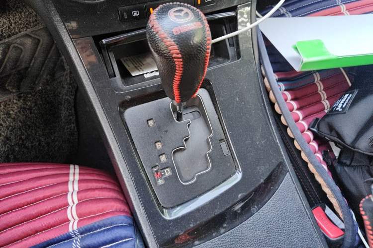 Used Mazda 3 2015 Sedan 1.6L Automatic Comfort Model Gear Lever