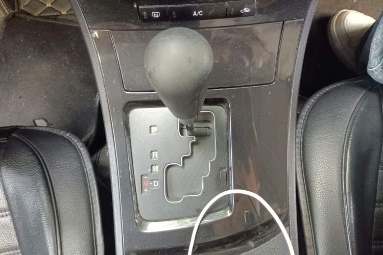 Used Mazda 3 2015 Sedan 1.6L Automatic Elite Model Gear Lever
