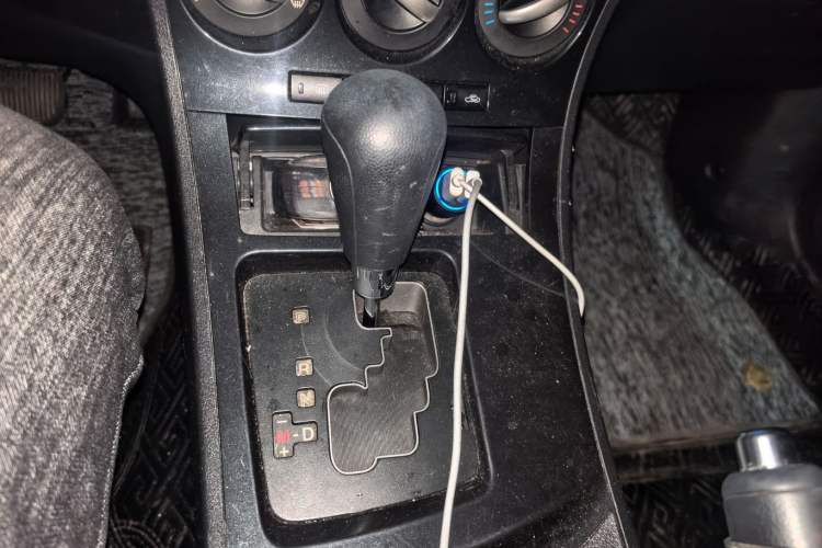 Used Mazda 3 2015 Sedan 1.6L Automatic Elite Model Gear Lever