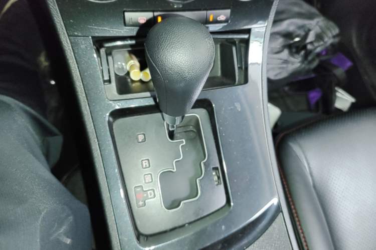 Used Mazda 3 2015 Sedan 1.6L Automatic Elite Model Gear Lever
