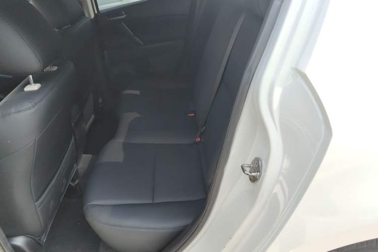 Used Mazda 3 2015 Sedan 1.6L Automatic Comfort Model Interior 1