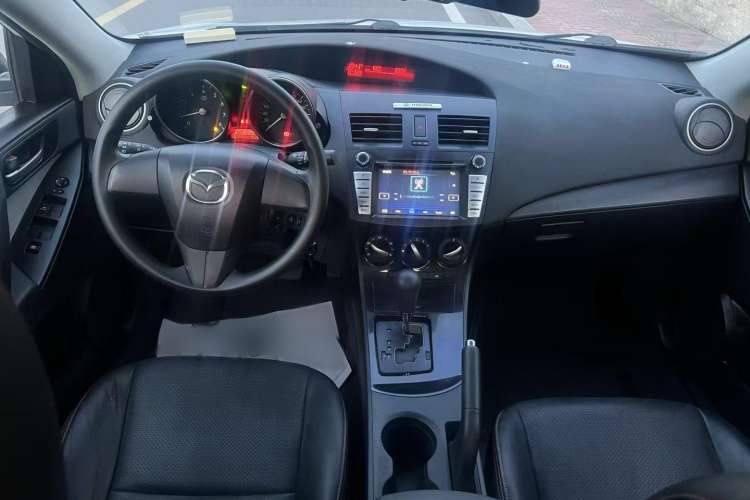 Used Mazda 3 2015 Sedan 1.6L Automatic Comfort Model Interior 1