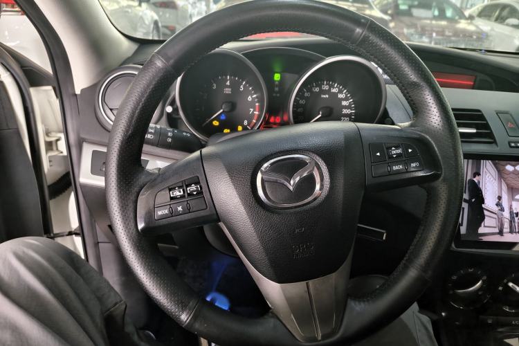 Used Mazda 3 2015 Sedan 1.6L Automatic Elite Model Interior 1