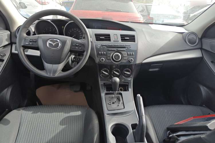 Used Mazda 3 2015 Hatchback 1.6L Automatic Elite Model Interior 2