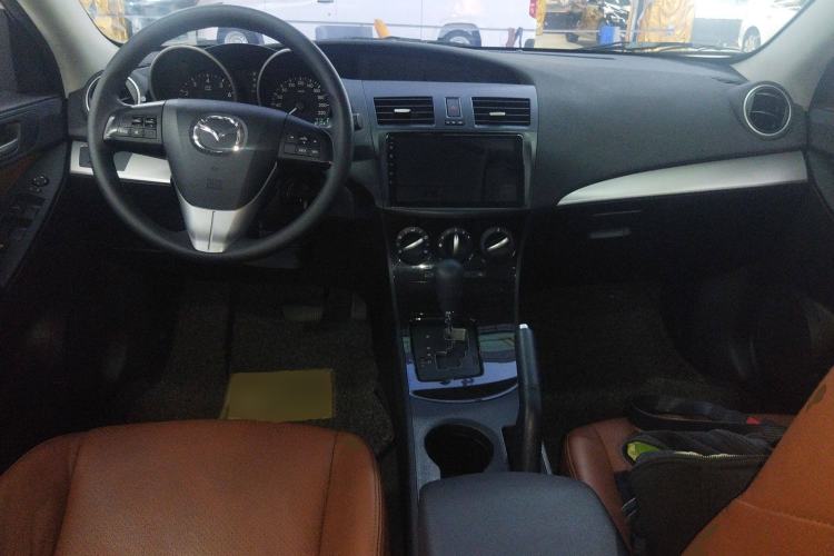 Used Mazda 3 2015 Hatchback 1.6L Automatic Elite Model Interior 2
