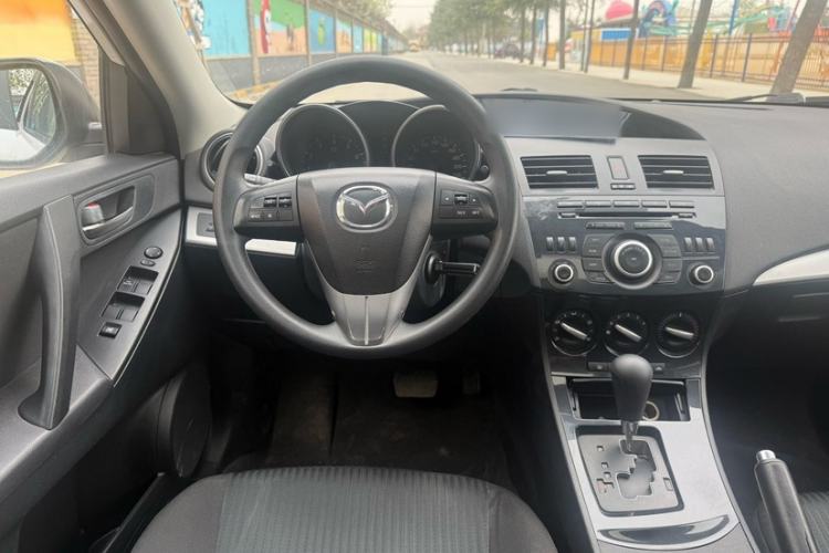 Used Mazda 3 2015 Hatchback 1.6L Automatic Elite Model Interior 2