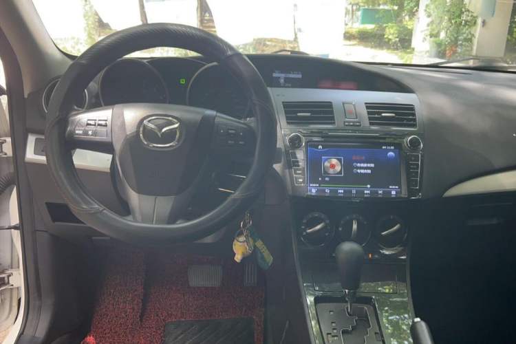 Used Mazda 3 2015 Sedan 1.6L Automatic Elite Model Interior 3
