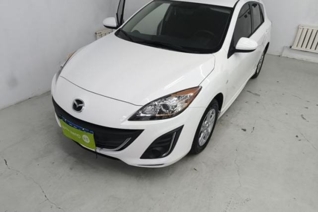 Used Mazda 3 2015 Hatchback 1.6L Manual Comfort Edition