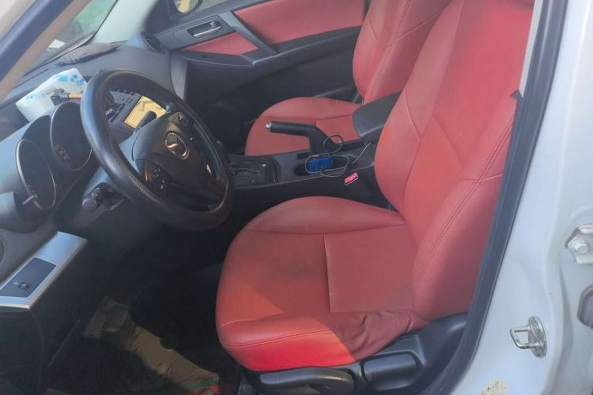 Used Mazda 3 2015 Sedan 1.6L Automatic Elite Model Left Front Seat