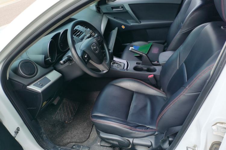 Used Mazda 3 2015 Hatchback 1.6L Automatic Elite Model Left Front Seat