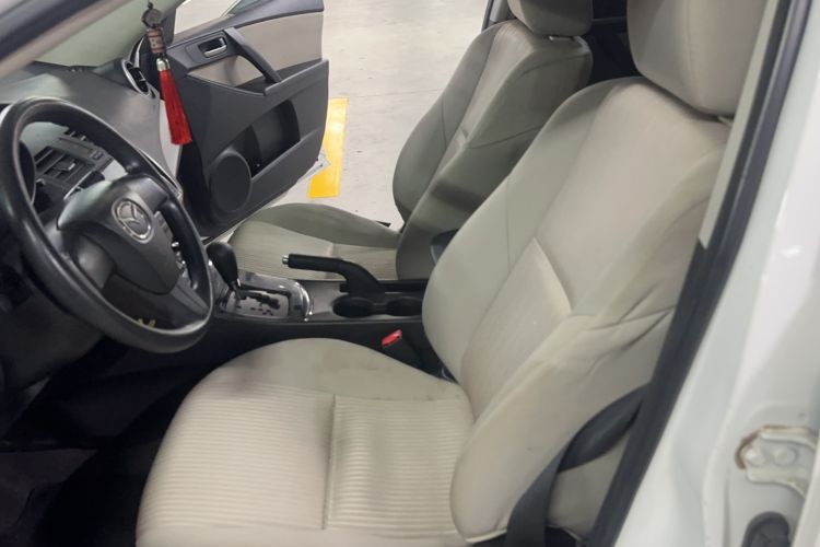 Used Mazda 3 2015 Sedan 1.6L Automatic Comfort Model Left Front Seat