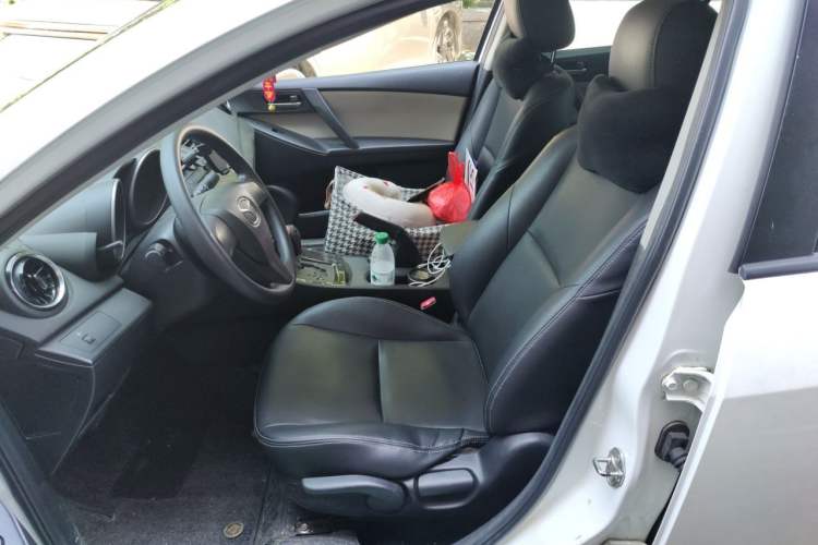 Used Mazda 3 2015 Sedan 1.6L Automatic Comfort Model Left Front Seat