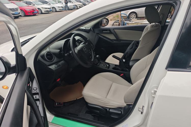 Used Mazda 3 2015 Sedan 1.6L Automatic Comfort Model Left Front Seat