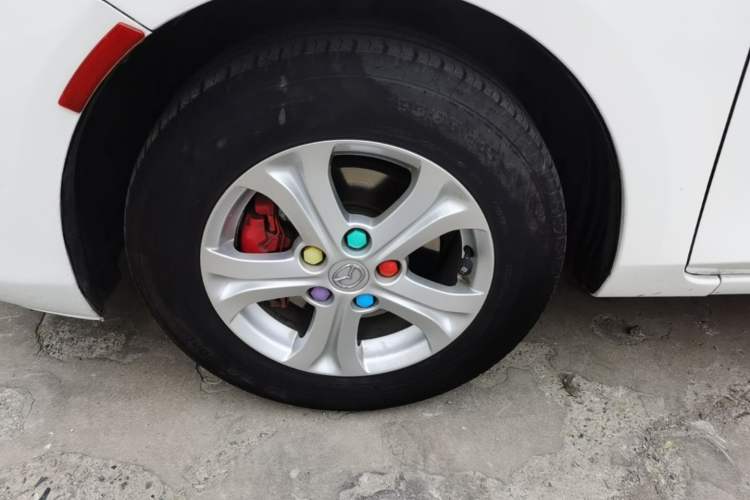 Used Mazda 3 2015 Sedan 1.6L Automatic Comfort Model Left Front Wheel Hub