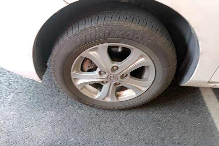 Used Mazda 3 2015 Sedan 1.6L Automatic Elite Model Left Front Wheel Hub