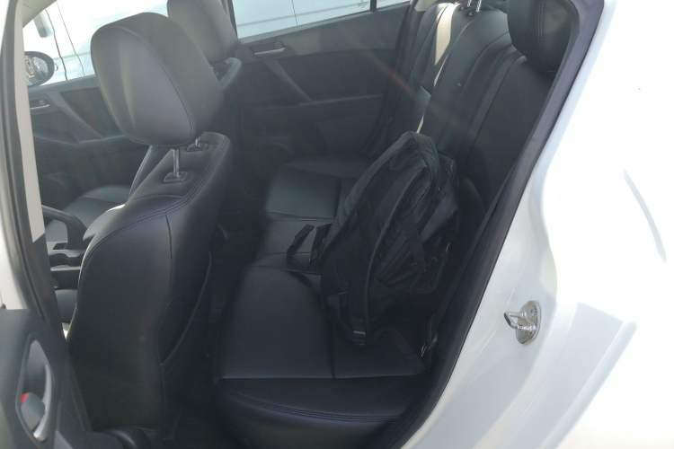 Used Mazda 3 2015 Sedan 1.6L Automatic Elite Model Left Rear Seat