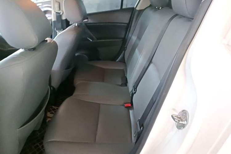Used Mazda 3 2015 Sedan 1.6L Automatic Elite Model Left Rear Seat