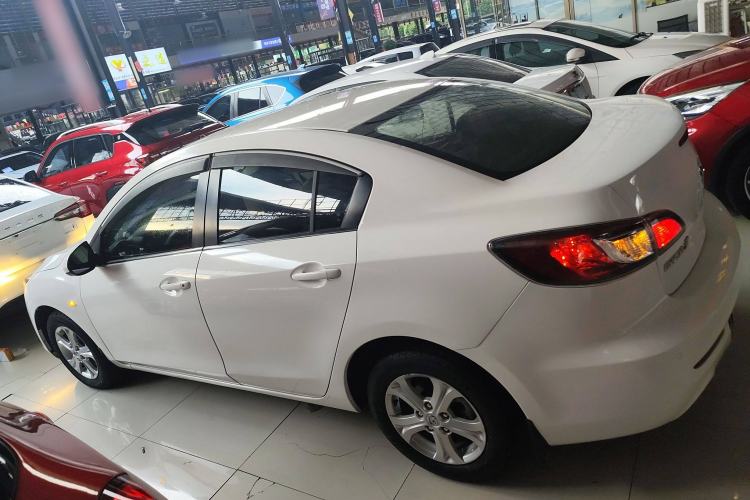 Used Mazda 3 2015 Sedan 1.6L Automatic Comfort Model Left Side