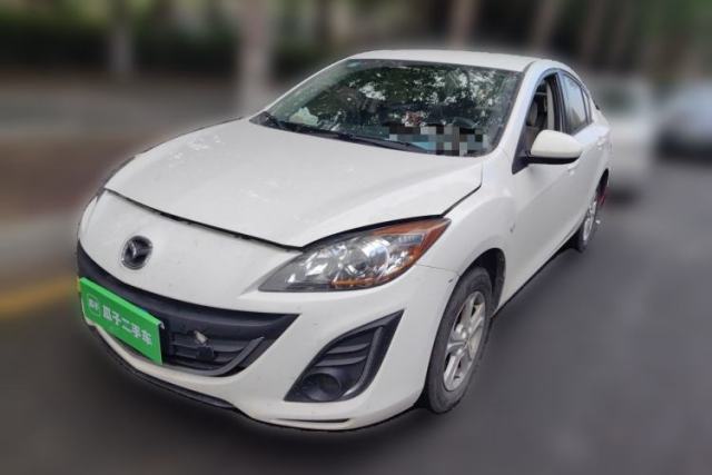 Used Mazda 3 2015 Sedan 1.6L Manual Comfort Model