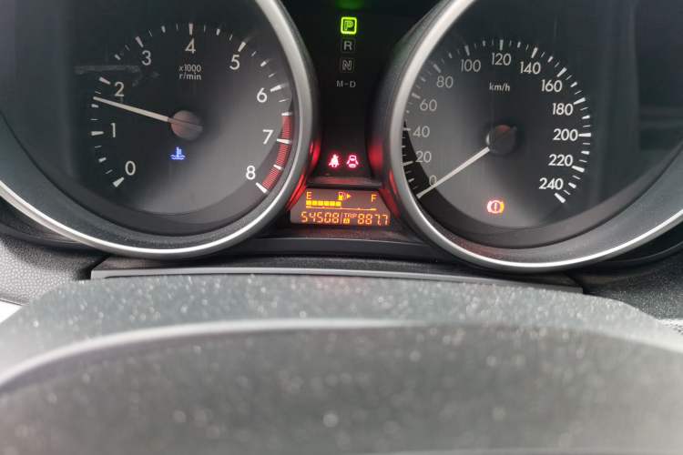 Used Mazda 3 2015 Sedan 1.6L Automatic Elite Model Odometer Close Up