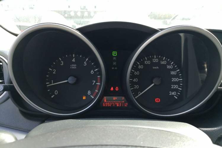 Used Mazda 3 2015 Sedan 1.6L Automatic Elite Model Odometer Close Up