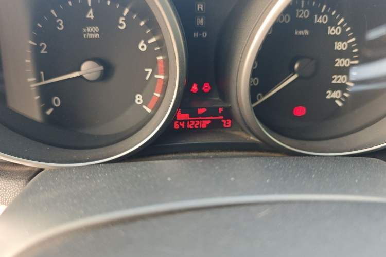 Used Mazda 3 2015 Sedan 1.6L Automatic Elite Model Odometer Close Up
