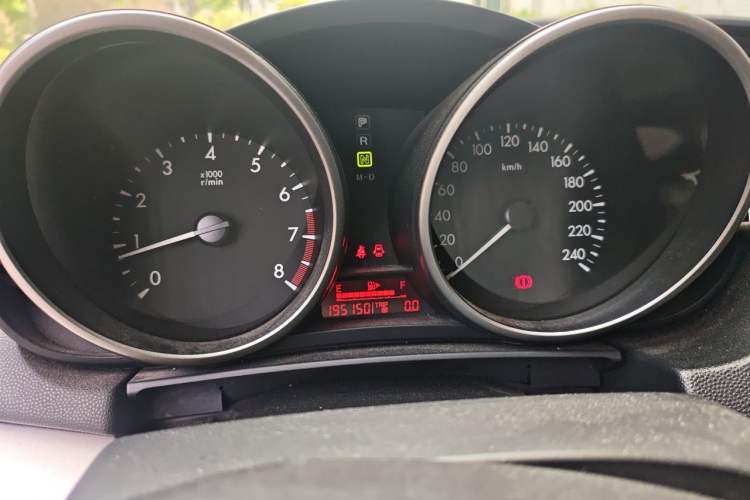 Used Mazda 3 2015 Sedan 1.6L Automatic Elite Model Odometer Close Up