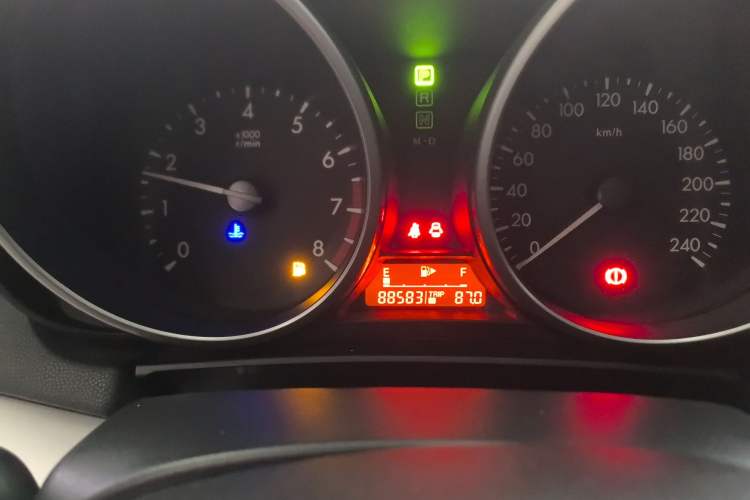 Used Mazda 3 2015 Hatchback 1.6L Automatic Elite Model Odometer Close Up