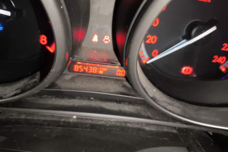 Used Mazda 3 2015 Hatchback 2.0L Automatic Sport Model Odometer Close Up