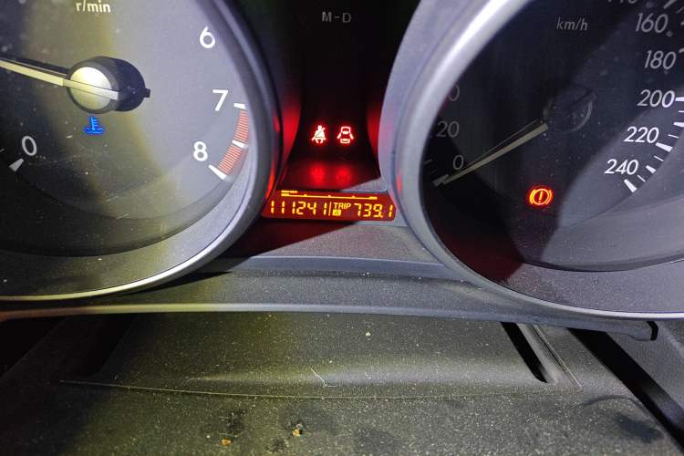 Used Mazda 3 2015 Sedan 1.6L Automatic Comfort Model Odometer Close Up