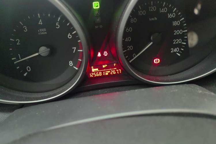 Used Mazda 3 2015 Hatchback 1.6L Automatic Elite Model Odometer Close Up