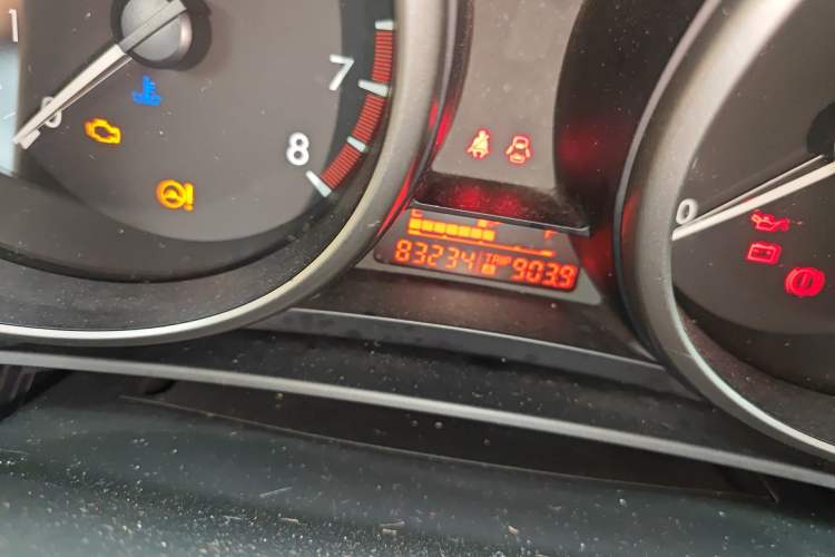 Used Mazda 3 2015 Hatchback 1.6L Automatic Elite Model Odometer Close Up