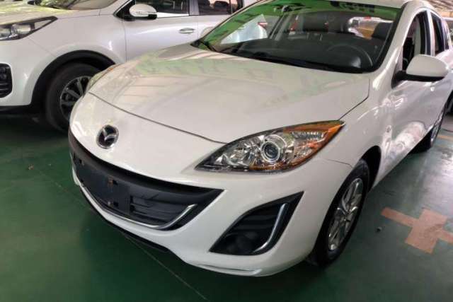 Used Mazda 3 2015 Hatchback 1.6L Manual Comfort Edition