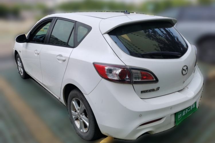Used Mazda 3 2015 Hatchback 1.6L Automatic Elite Model Rear Left 45 Deg