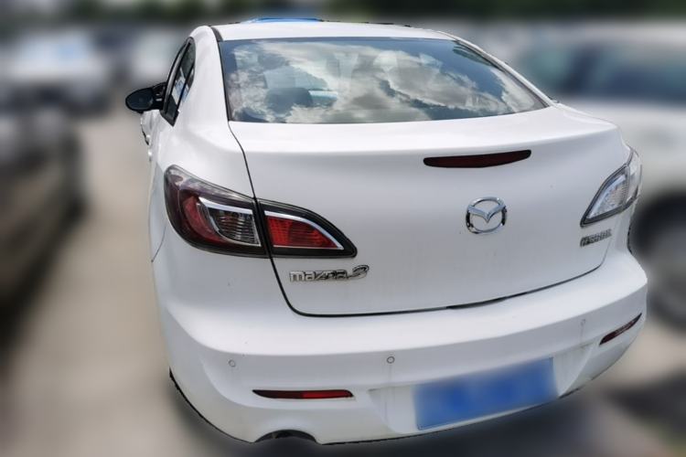 Used Mazda 3 2015 Sedan 1.6L Automatic Elite Model Rear Left 45 Deg