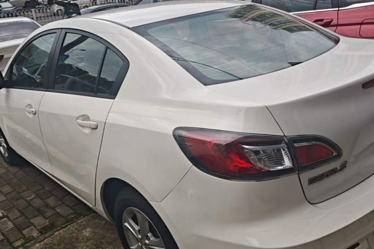Used Mazda 3 2015 Sedan 1.6L Automatic Comfort Model Rear Left 45 Deg