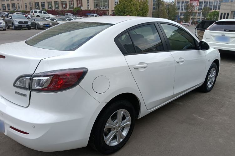 Used Mazda 3 2015 Sedan 1.6L Manual Comfort Model Rear Right 45 Deg