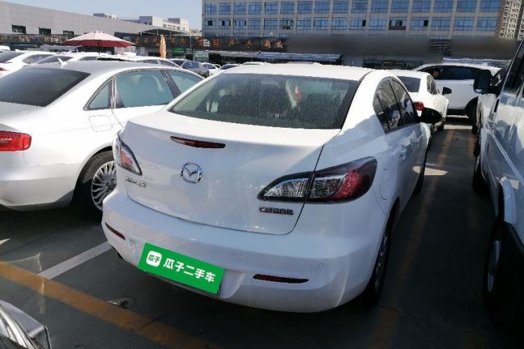 Used Mazda 3 2015 Sedan 1.6L Automatic Elite Model Rear Right 45 Deg