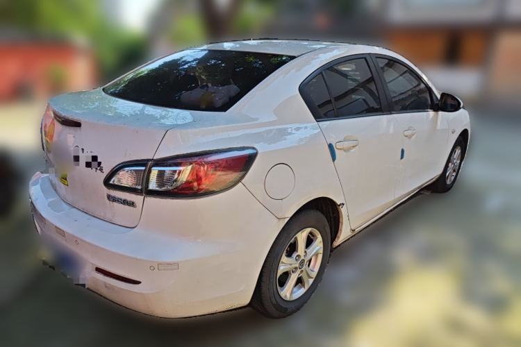 Used Mazda 3 2015 Sedan 1.6L Automatic Elite Model Rear Right 45 Deg