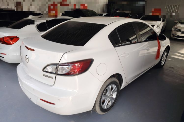 Used Mazda 3 2015 Sedan 1.6L Manual Comfort Model Rear Right 45 Deg